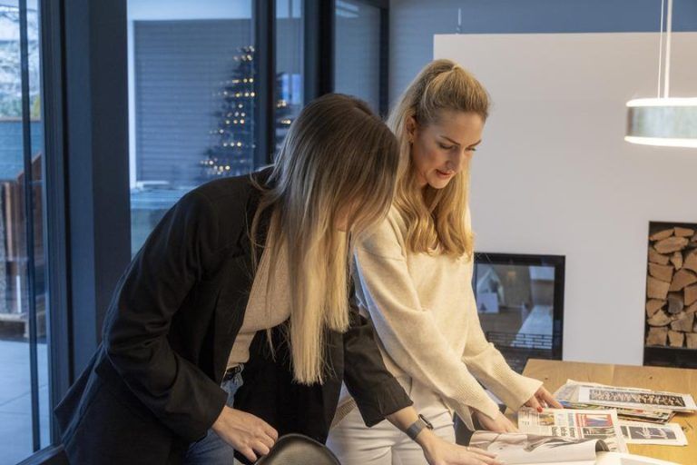 So lebt Schlagersängerin Ela Zuberi abseits der Partybühnen