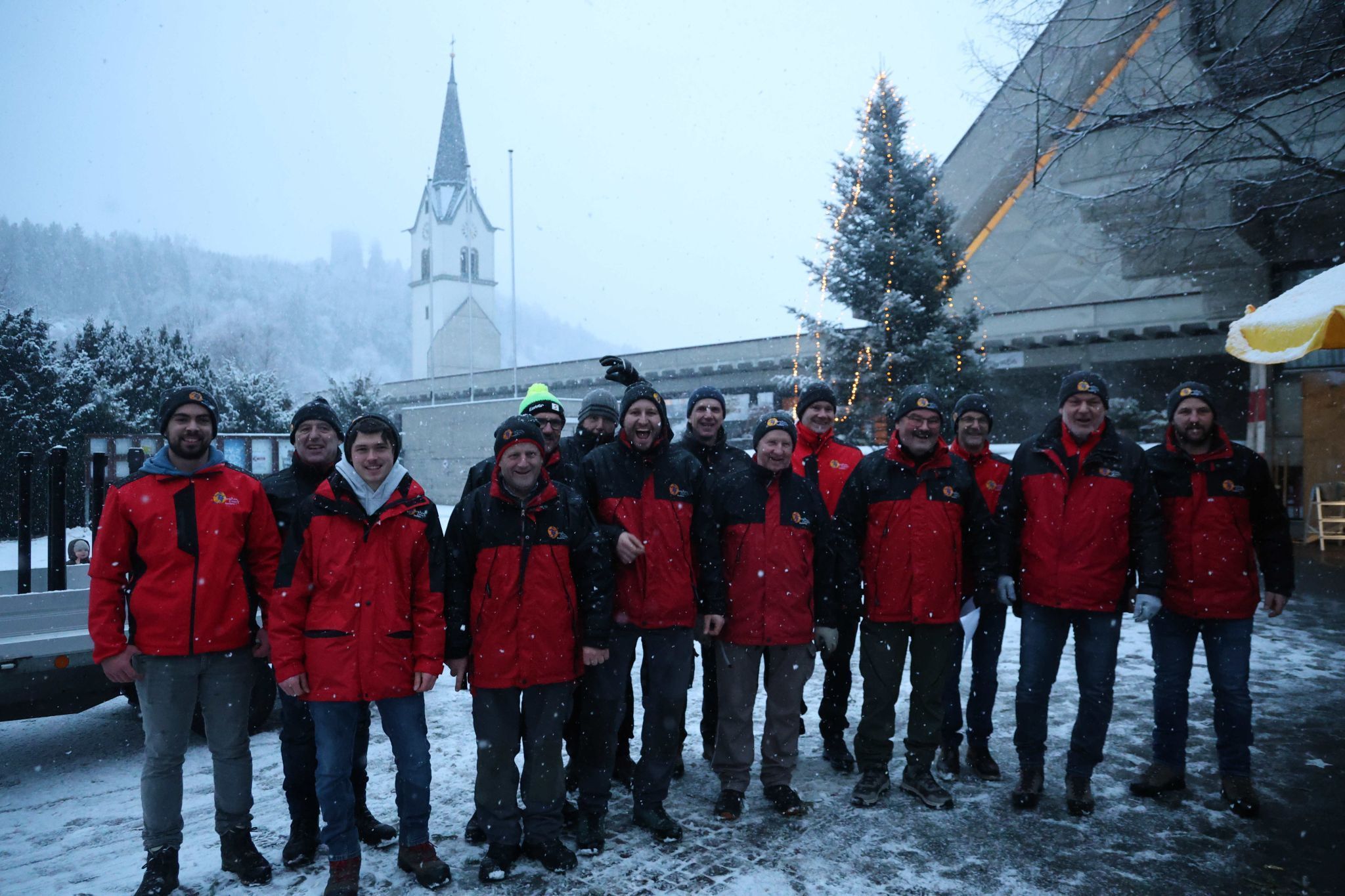 Die im Einsatz gewesenen Mitglieder der Funkenzunft Tosters.