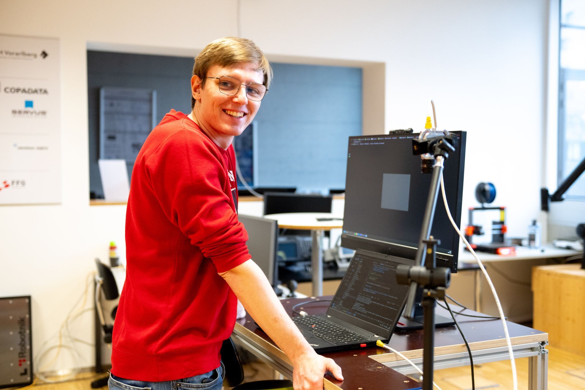 „Es ist spannend zu sehen, was hinter ChatGPT steckt“ – Jason Witzemann forscht an KI