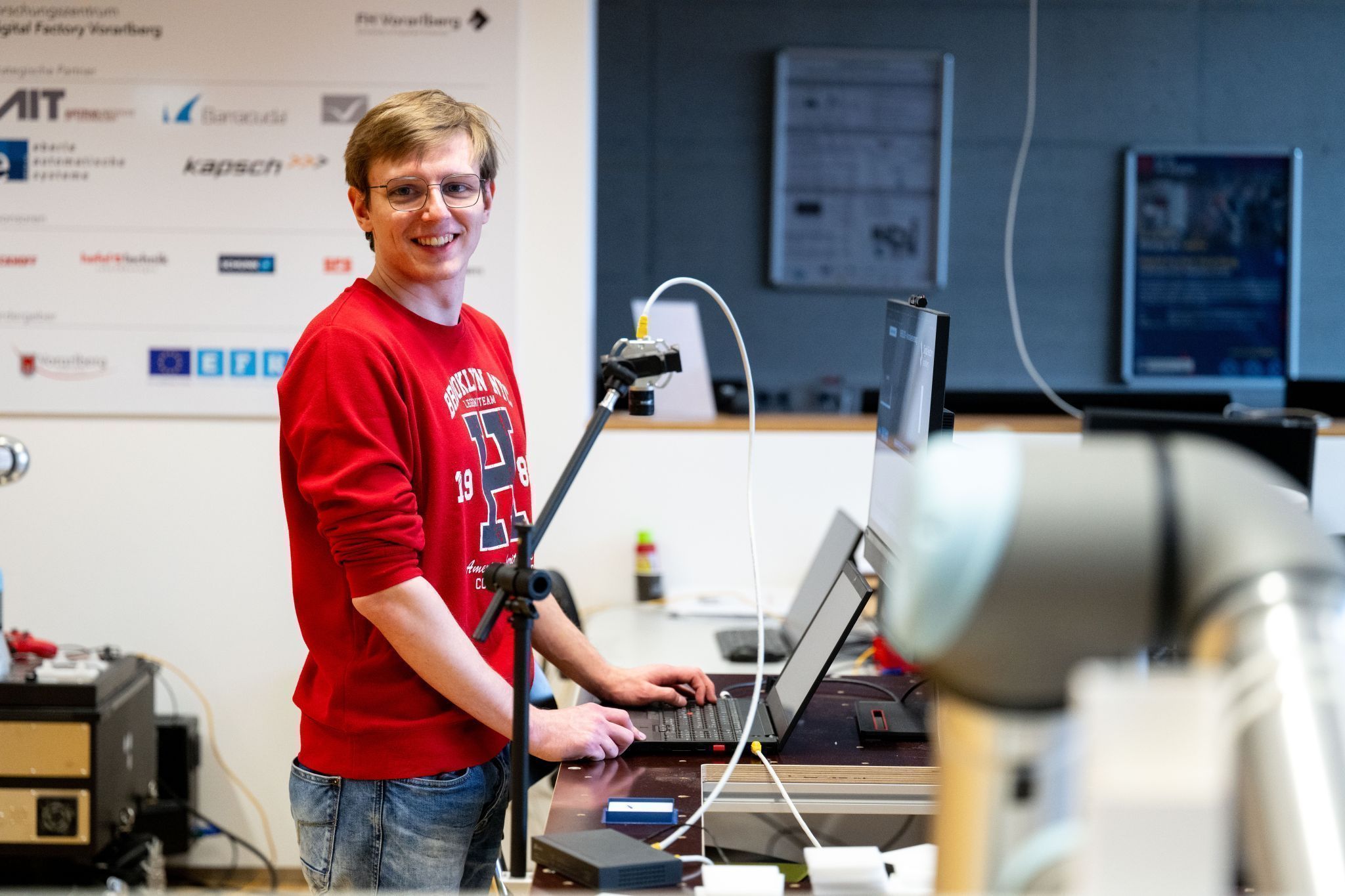 „Es ist spannend zu sehen, was hinter ChatGPT steckt“ – Jason Witzemann forscht an KI