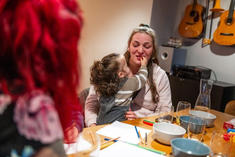 „Die Treffen geben mir Kraft“ – Unterstützung für Alleinerziehende