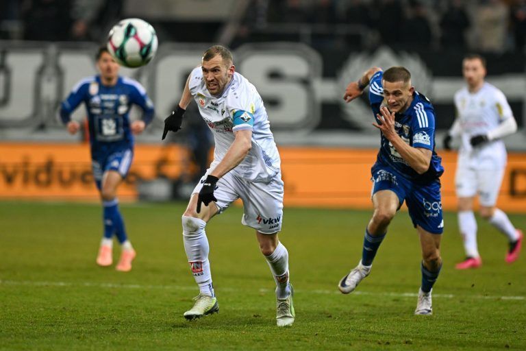 GEPA-20251122-101-120-0122