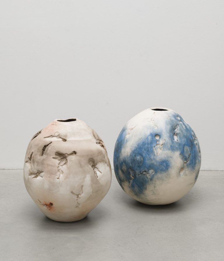 Georg Petermichl - Schlüsselwerk 2020 (links) und Schlüsselwerk 2021 (rechts), Keramik.jpeg