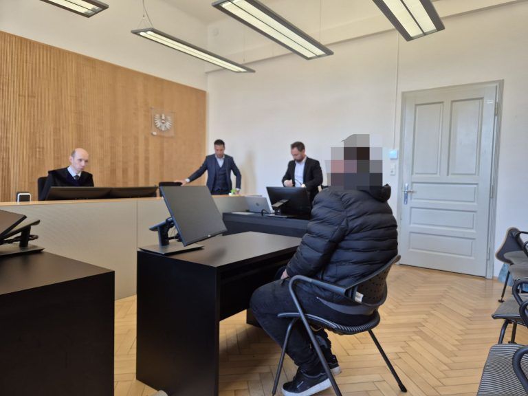 Gericht Gläubiger.jpg