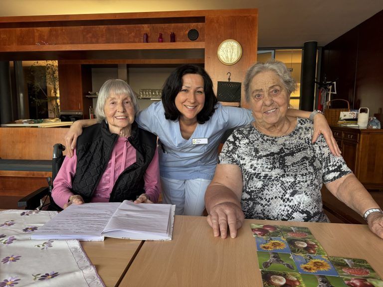 Senioren verraten ihr Geheimnis für ein langes Leben: "Wenn Musik läuft, tanze ich mit mir selbst"