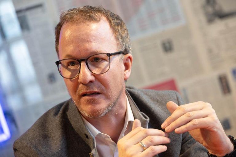 Störenfried oder Künstler? Neue Biberspuren am Alten Rhein