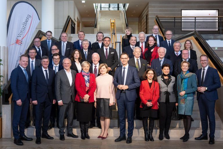 "Nicht gegeneinander, sondern international vernetzt miteinander"