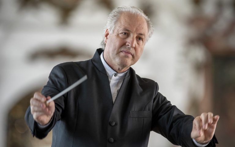 Manfred Honeck_Fotocredit_ Roland Rasemann (8).jpg