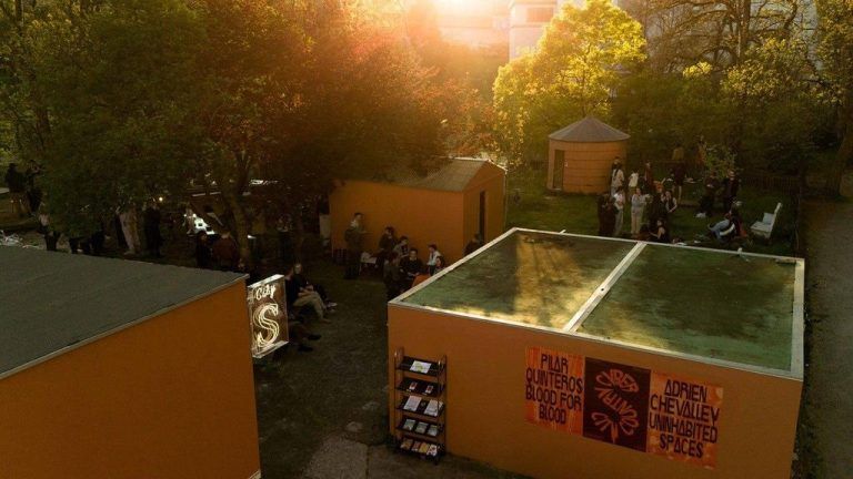 Das "Haus" aus dem KUB zieht in die Schweiz