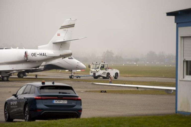 Wetterfrust statt Weltelite: Dichter Nebel bremst Anflug der WEF-Teilnehmer aus