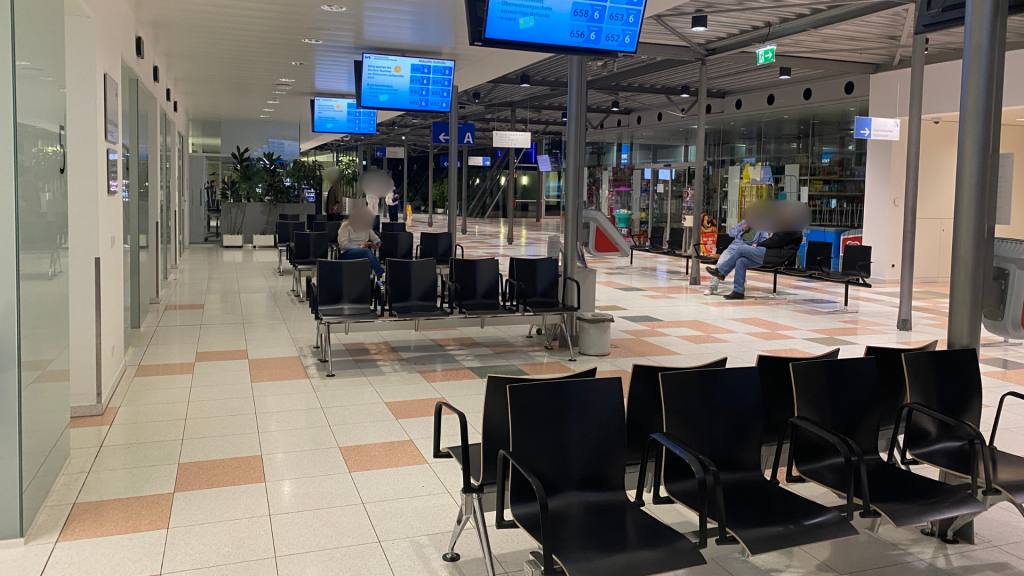 "Man bekommt in so einer Situation schon Angst" – Patientin schildert Cobra-Einsatz im LKH Feldkirch