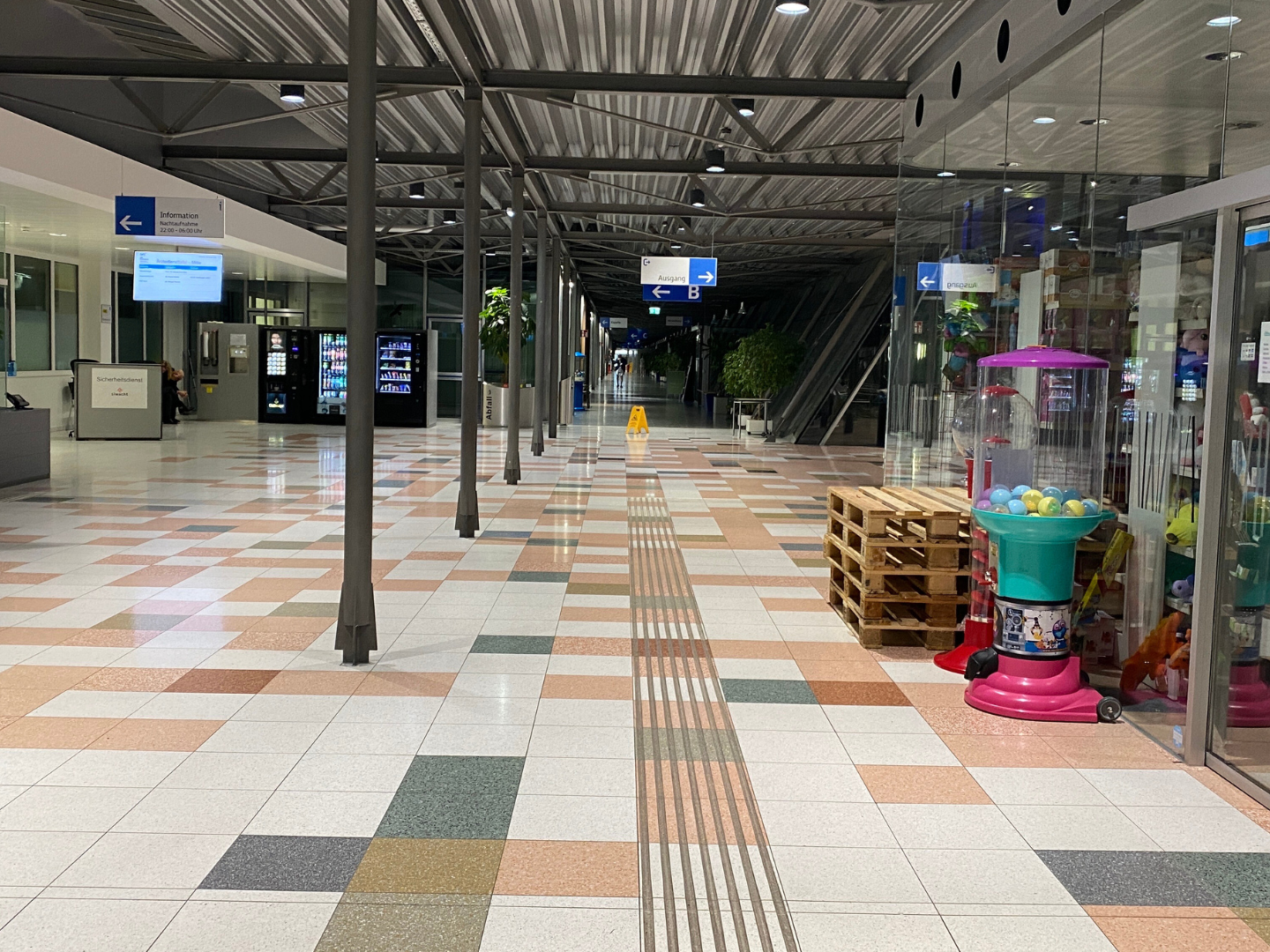 "Man bekommt in so einer Situation schon Angst" – Patientin schildert Cobra-Einsatz im LKH Feldkirch