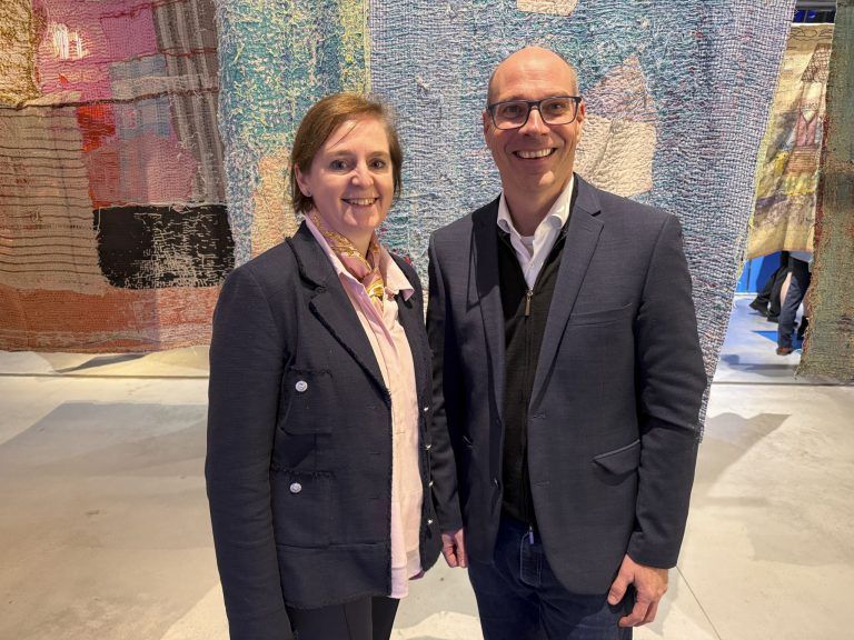 Rektorin Regine Kadgien und GF Stefan Fritz-Rankl (fhv)