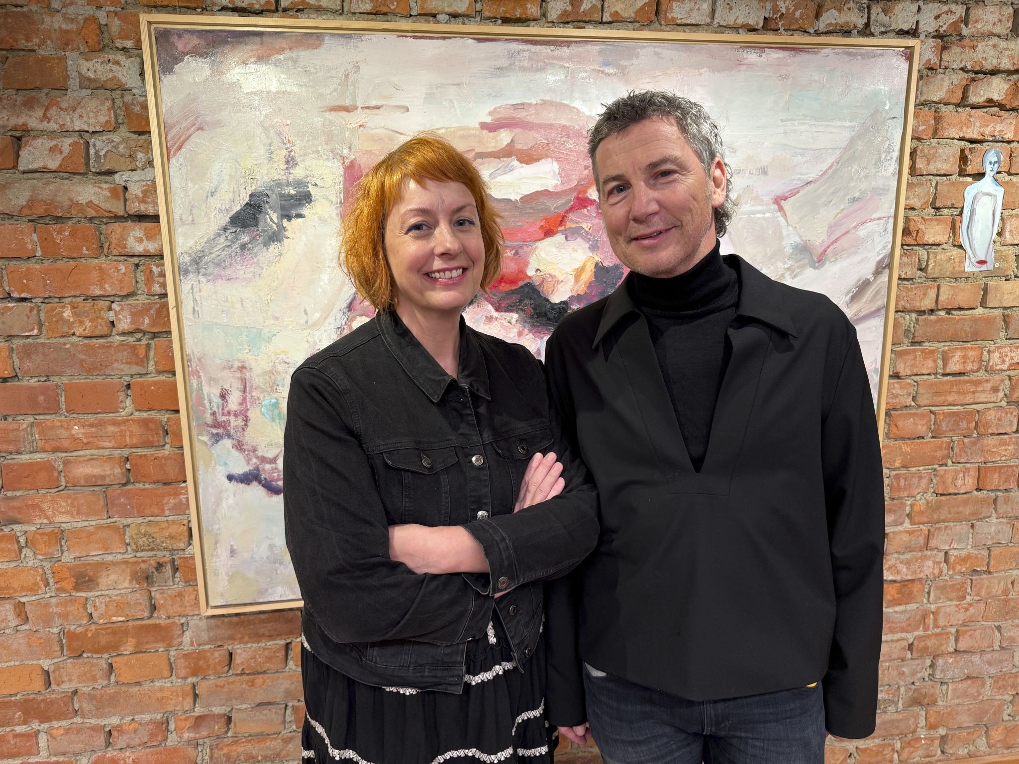 Sandra Kacetl und Vernissageredner Klaus Feldkircher