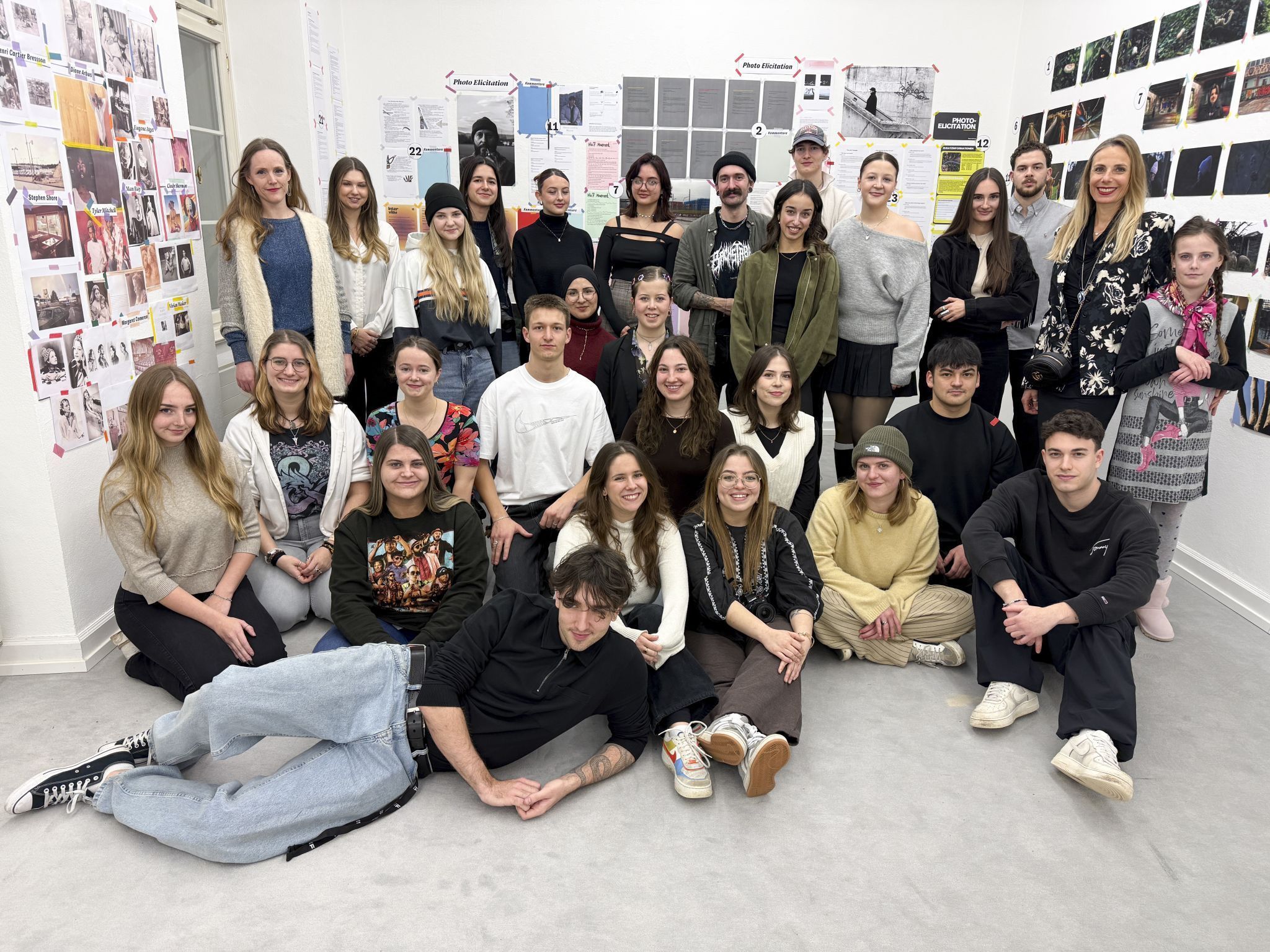 Studierende der FHV sind _...im Erdgeschoss_ groß vertreten