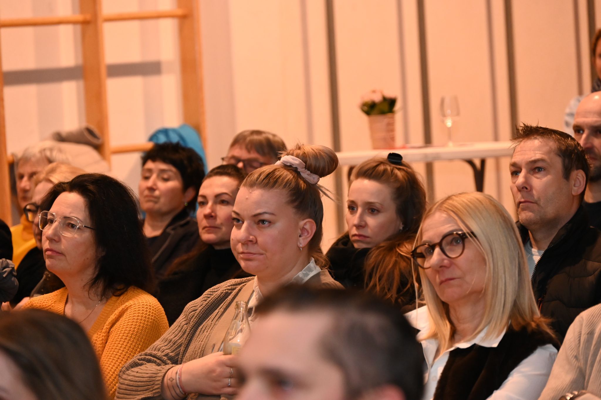 Die Besucher folgten interessiert den Ausführungen.