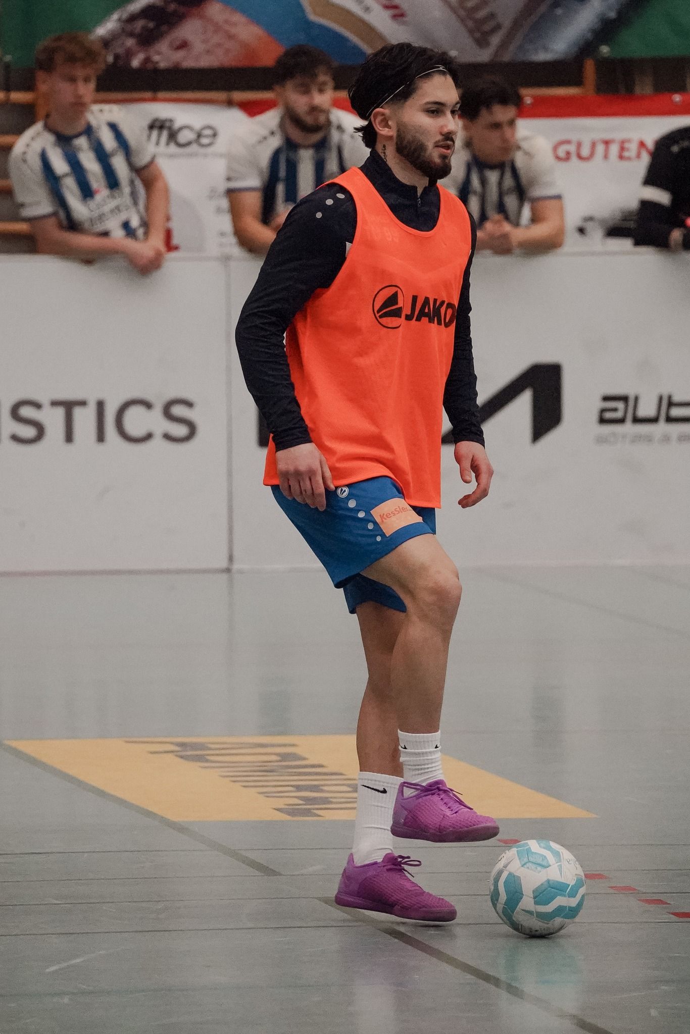 Tugay Uslu als fliegender Goalie bei Nenzing der Pluspunkt.VEREIN