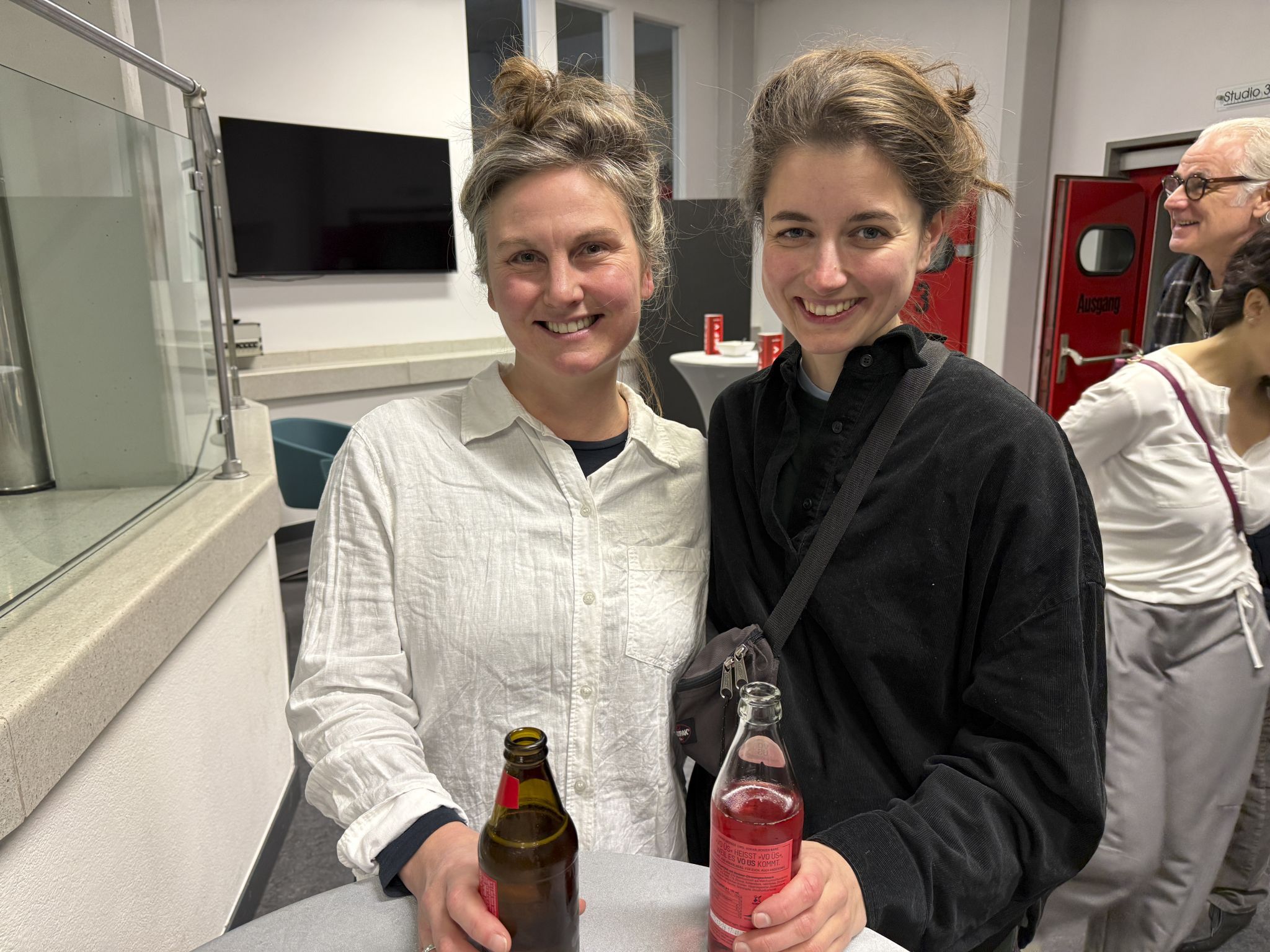 Katharina Forstner und Sandra Holzer genoßen den Abend