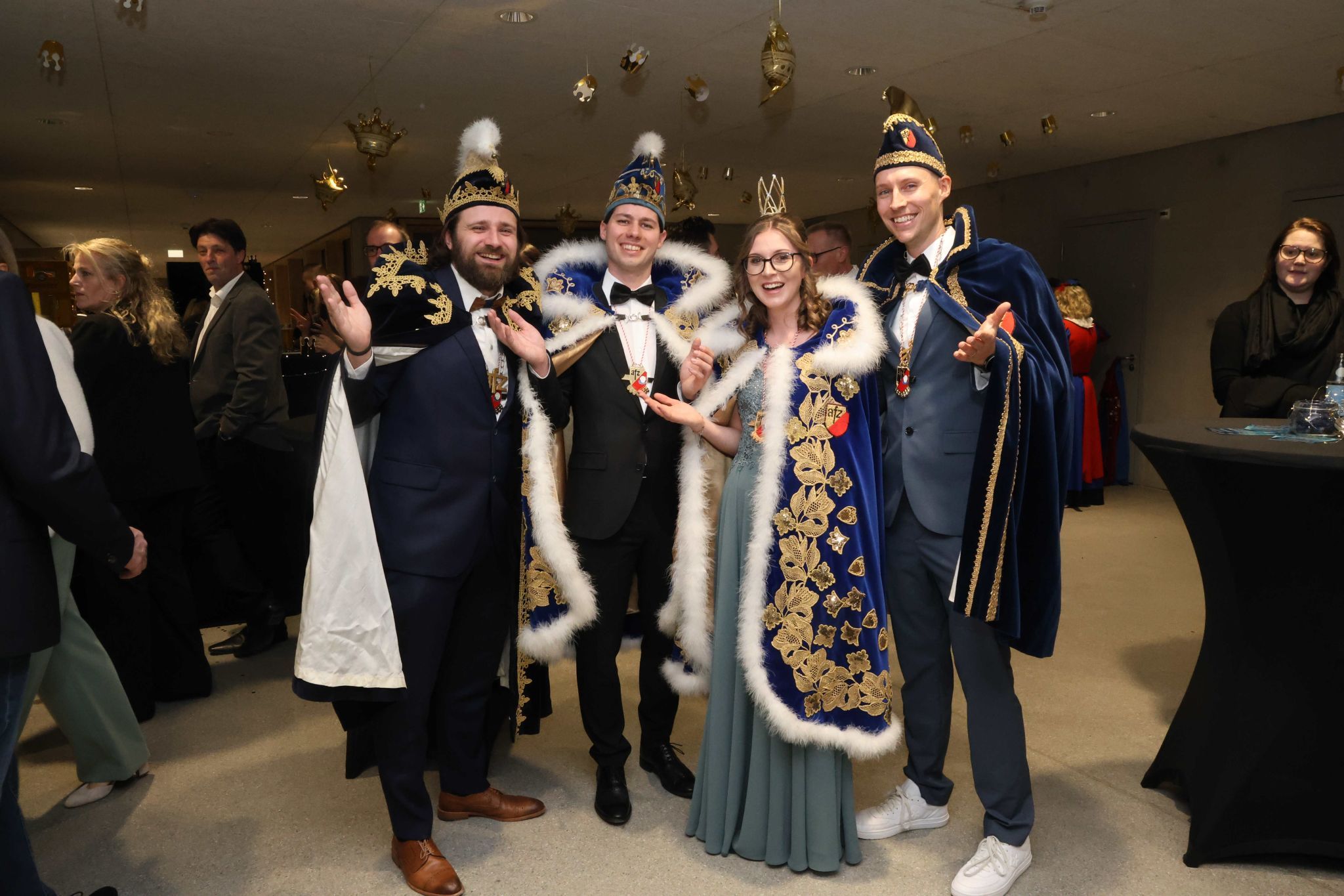 Präs. Matthias Köchle, Prinz Julian I, Prinzessin Lena I, Vizepräs. Alexander Lins.