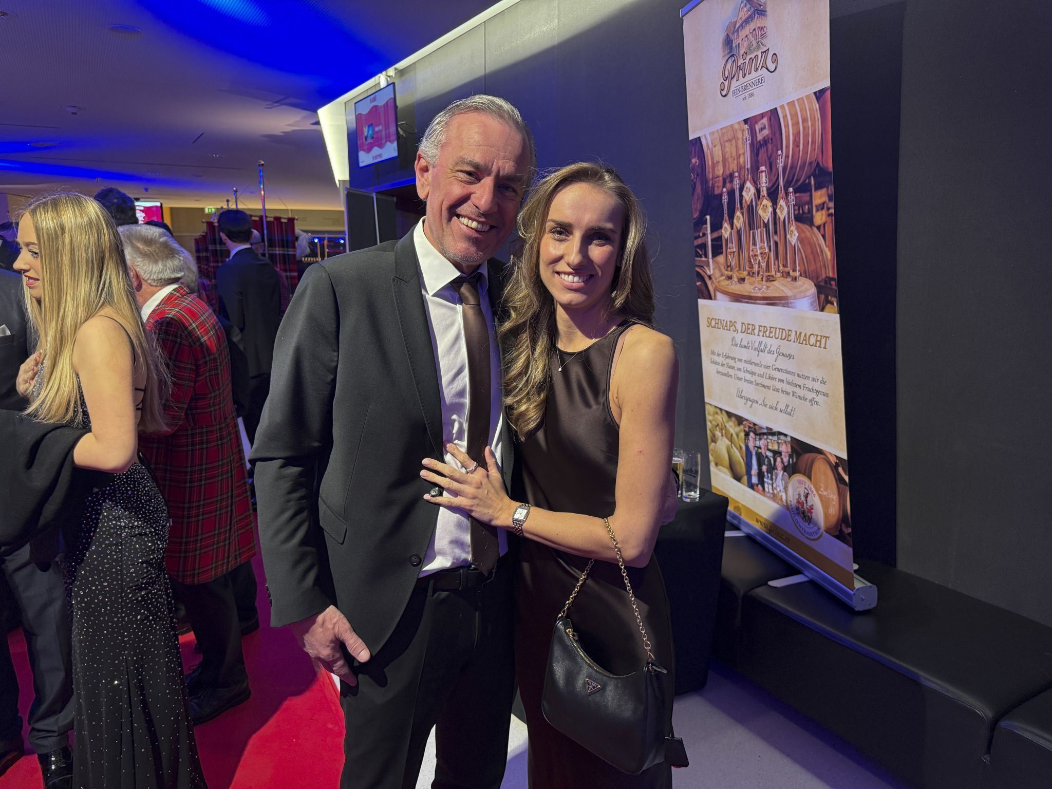 Nadine und RA Stephan Wirth erschienen bestens gelaunt