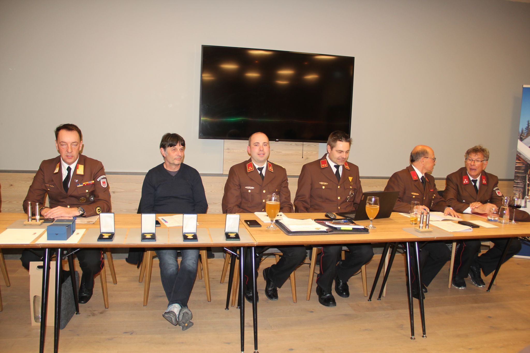 Der Ausschuss der Feuerwehr Tschagguns bei der Jahreshauptversammlung