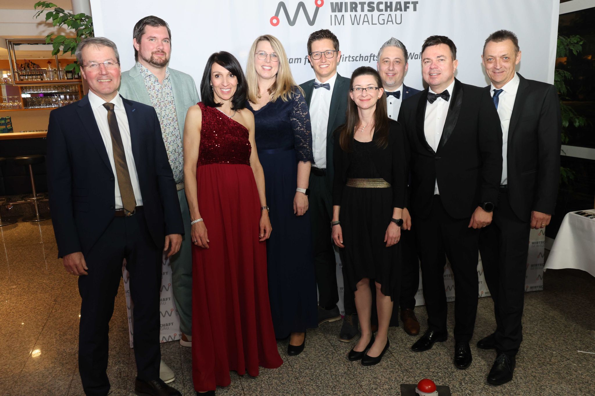 Kompletter Vorstand mit  Ballkomitee.