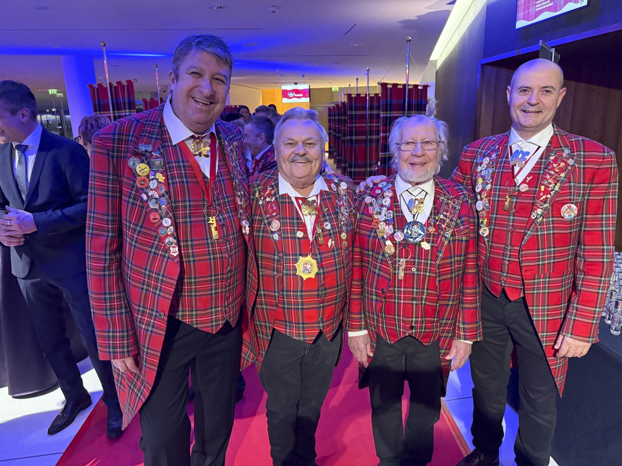 Gastgeber Walter Egle mit seinen Alt-Prinzen Kollegen Ramon Schmid, Hans Hotz und Ore Ore Präs. Martin Steiner