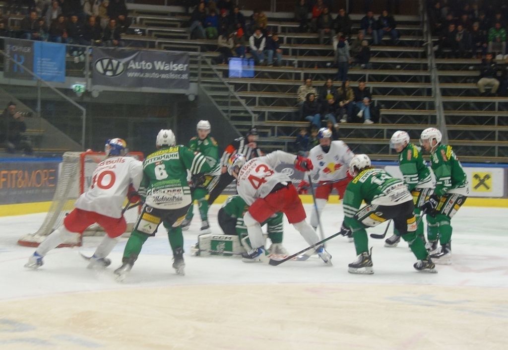 Gegen die Red Bull Hockey Juniors hingen die Trauben für die Wälder zu hoch.