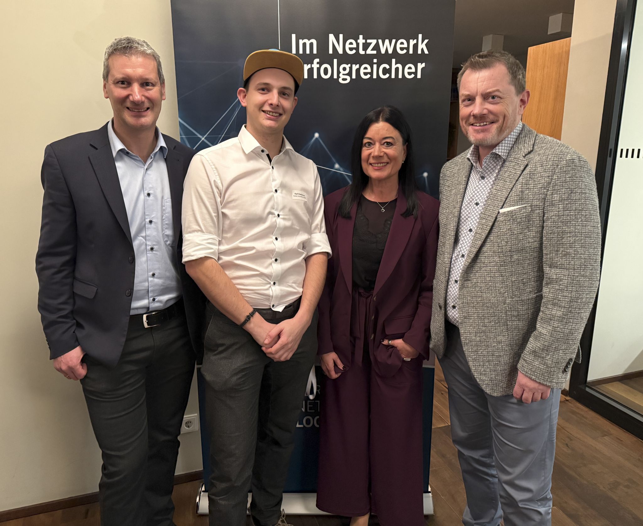 OF Stv. Philipp Wessiak, Ralf Pfefferkorn, Obfrau Elke Böhler und Markus Schrott beim VNL Neujahrsempfang