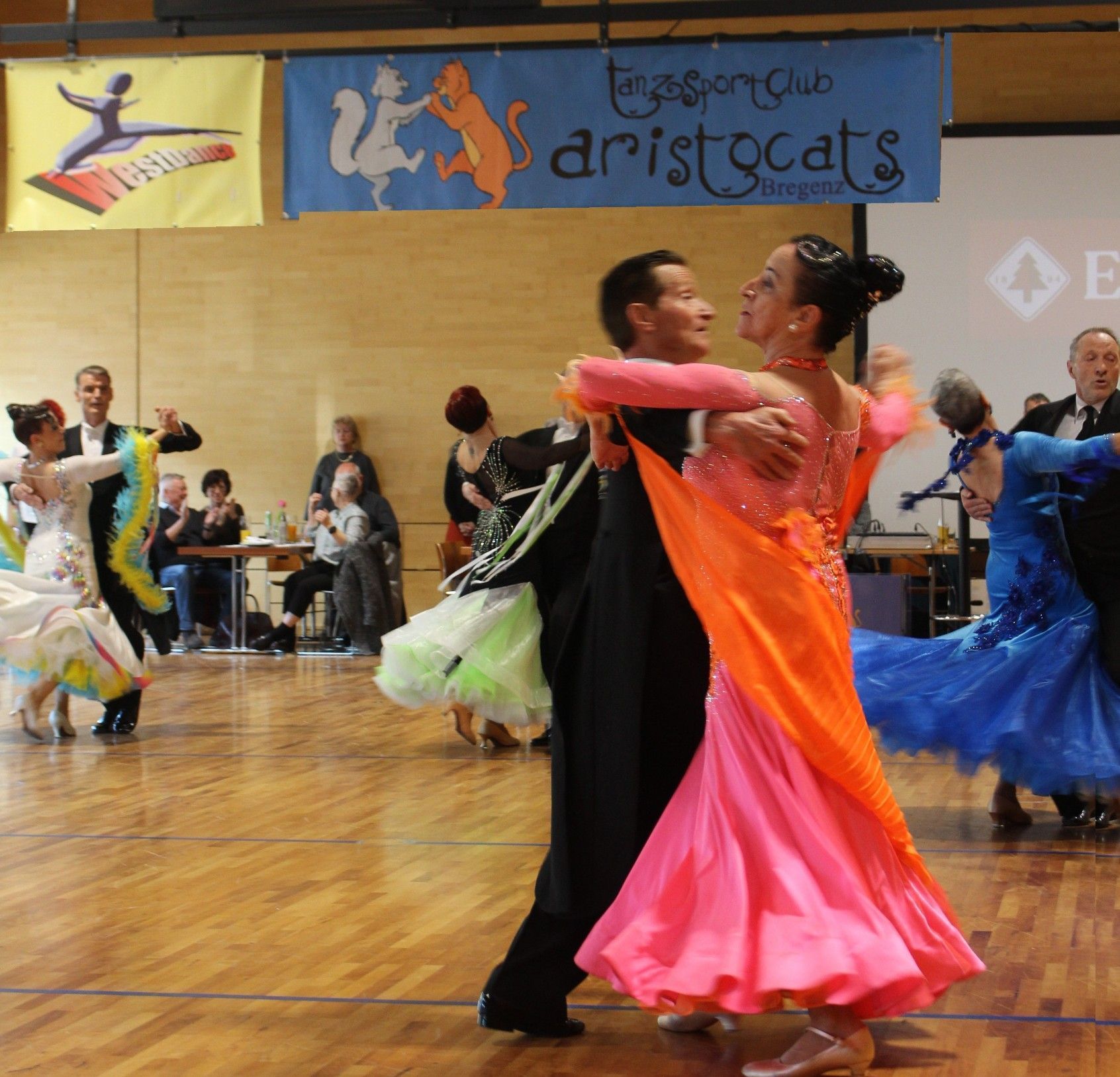 WestDAnce in Hohenweiler - ein gelungener Start ins neue Tanzsportjahr.