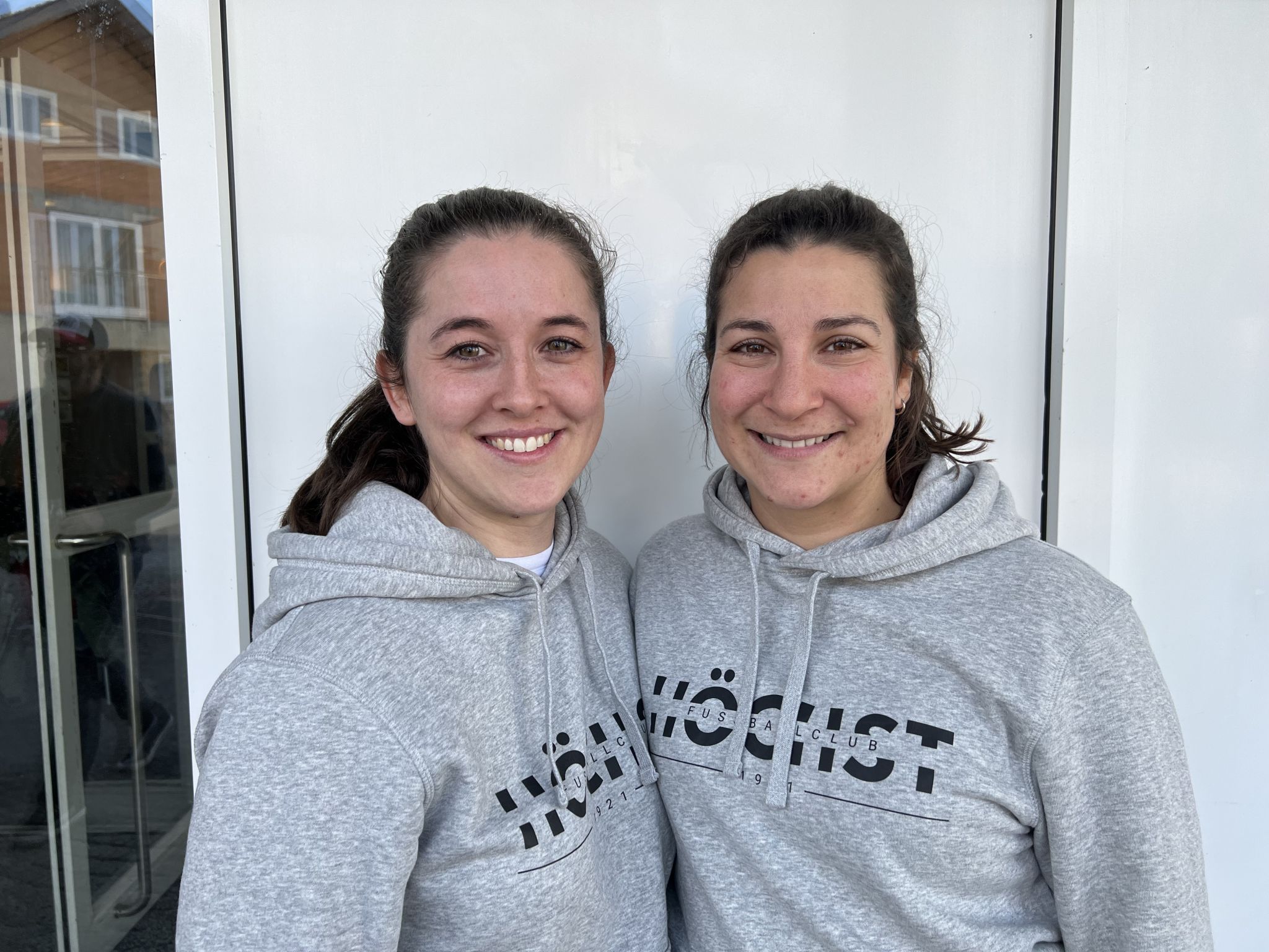 Bettina Wüstner und Jacqueline Plankensteiner führen das Team an, dass das Faschingskränzle von Null auf die Beine stellt.