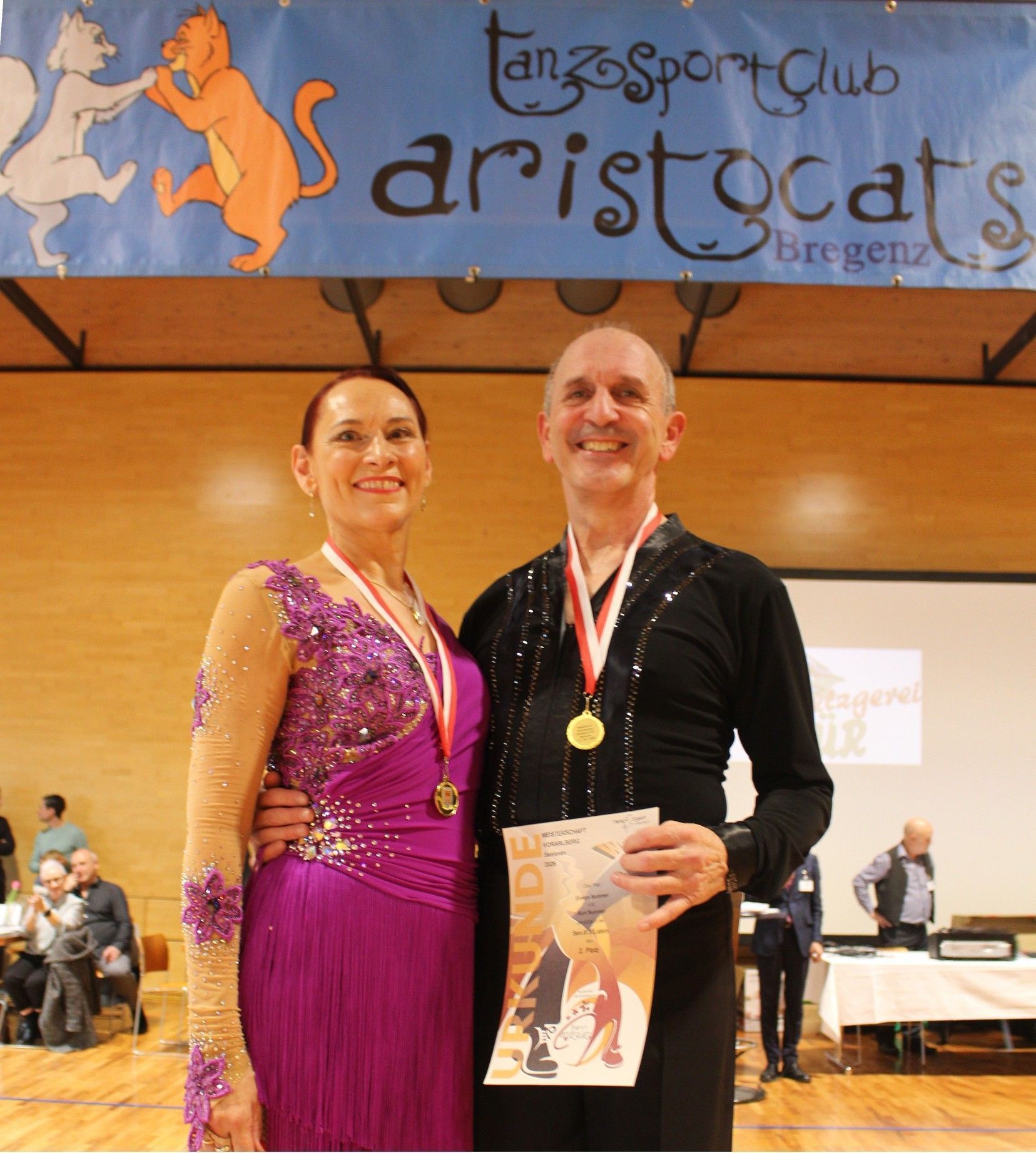 Evelyn und Kurt Summer holten in der Latein-Königsklasse Sen. III S den Landesmeistertitel.