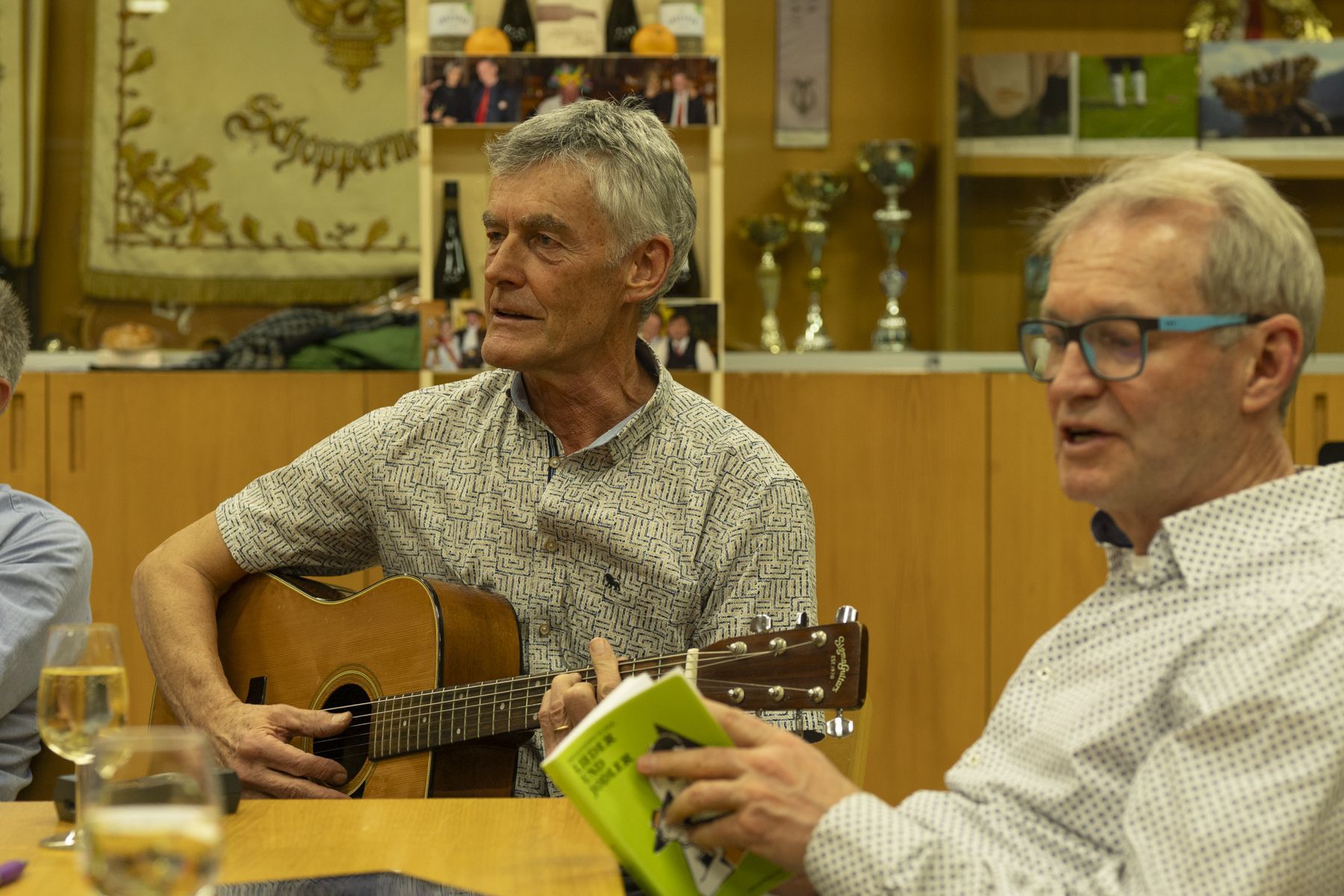 In fröhlicher runde - ein Wälderlied