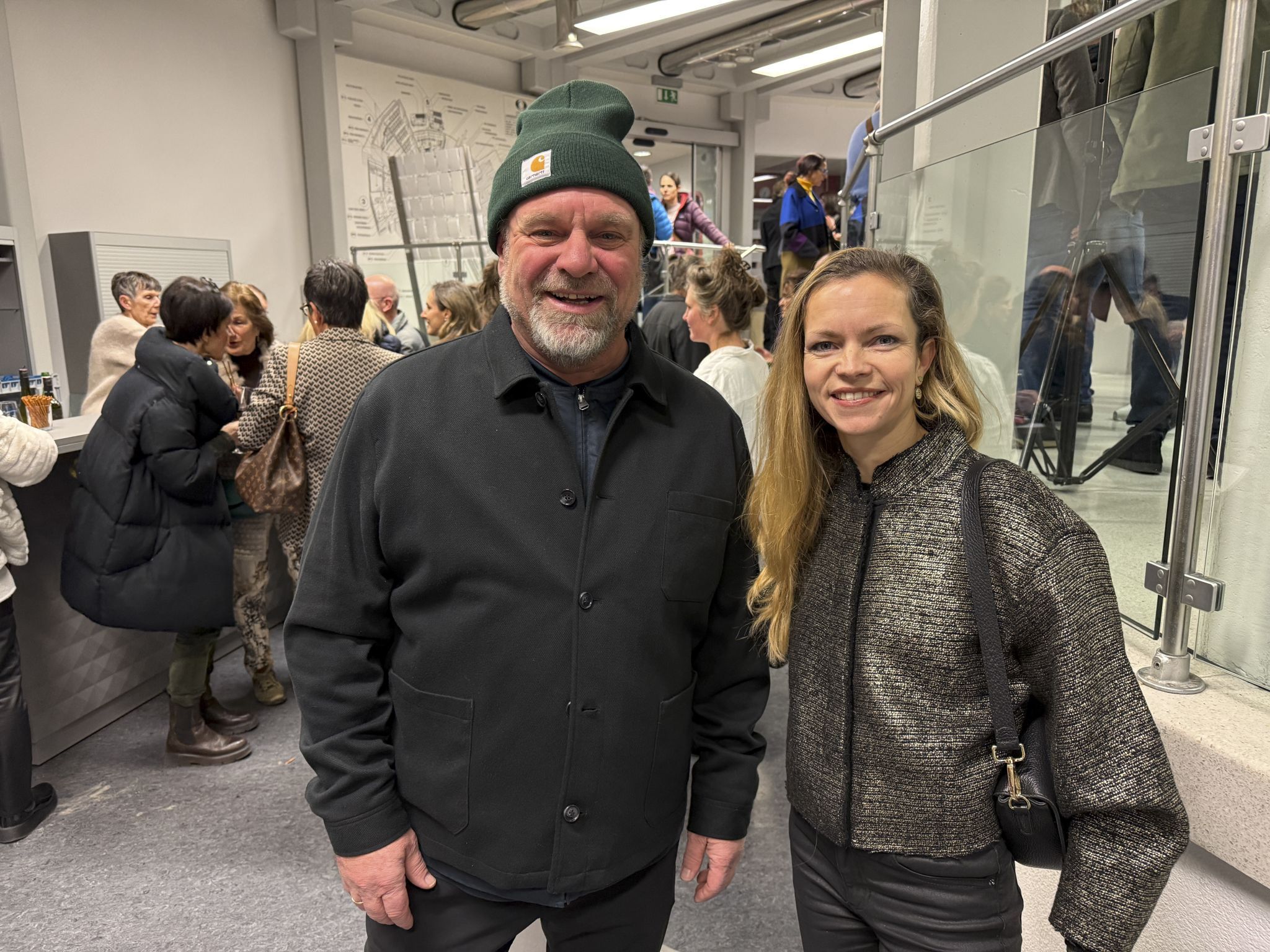 Valentin Sottopietra und Kulturamtsleiterin Christiane Zaunmair