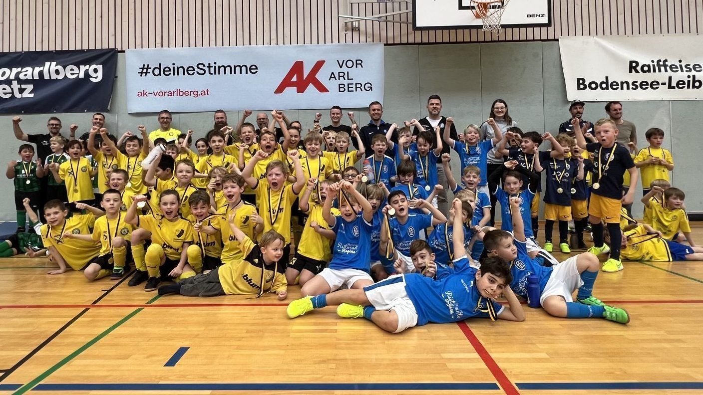 Groß war der Jubel bei den über 800 Kindern und Jugendlichen, die in Höchst am Hallenturnier teilnahmen.