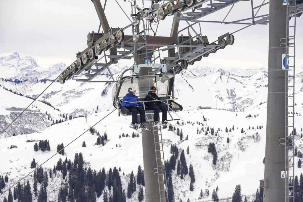 Endlich Schnee: Ein Skigebiet nimmt den Betrieb auf, andere öffnen zusätzliche Pisten