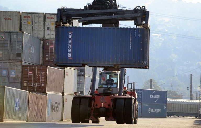 Wie sich der "Exportweltmeister" trotz internationaler Krisen schlägt