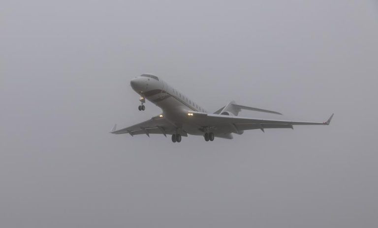 Wetterfrust statt Weltelite: Dichter Nebel bremst Anflug der WEF-Teilnehmer aus