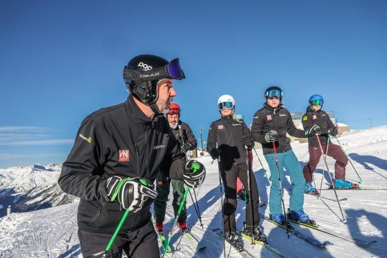 VN-Raiffeisen-Team schaute sich die Schlüsselstellen genau an