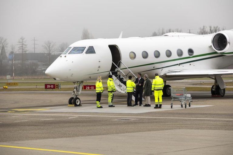 Wetterfrust statt Weltelite: Dichter Nebel bremst Anflug der WEF-Teilnehmer aus