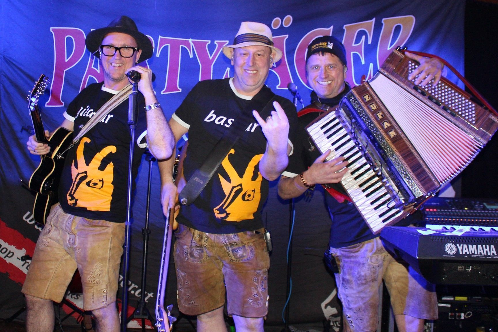 Die Partyjäger heizten die Stimmung gewaltig an.