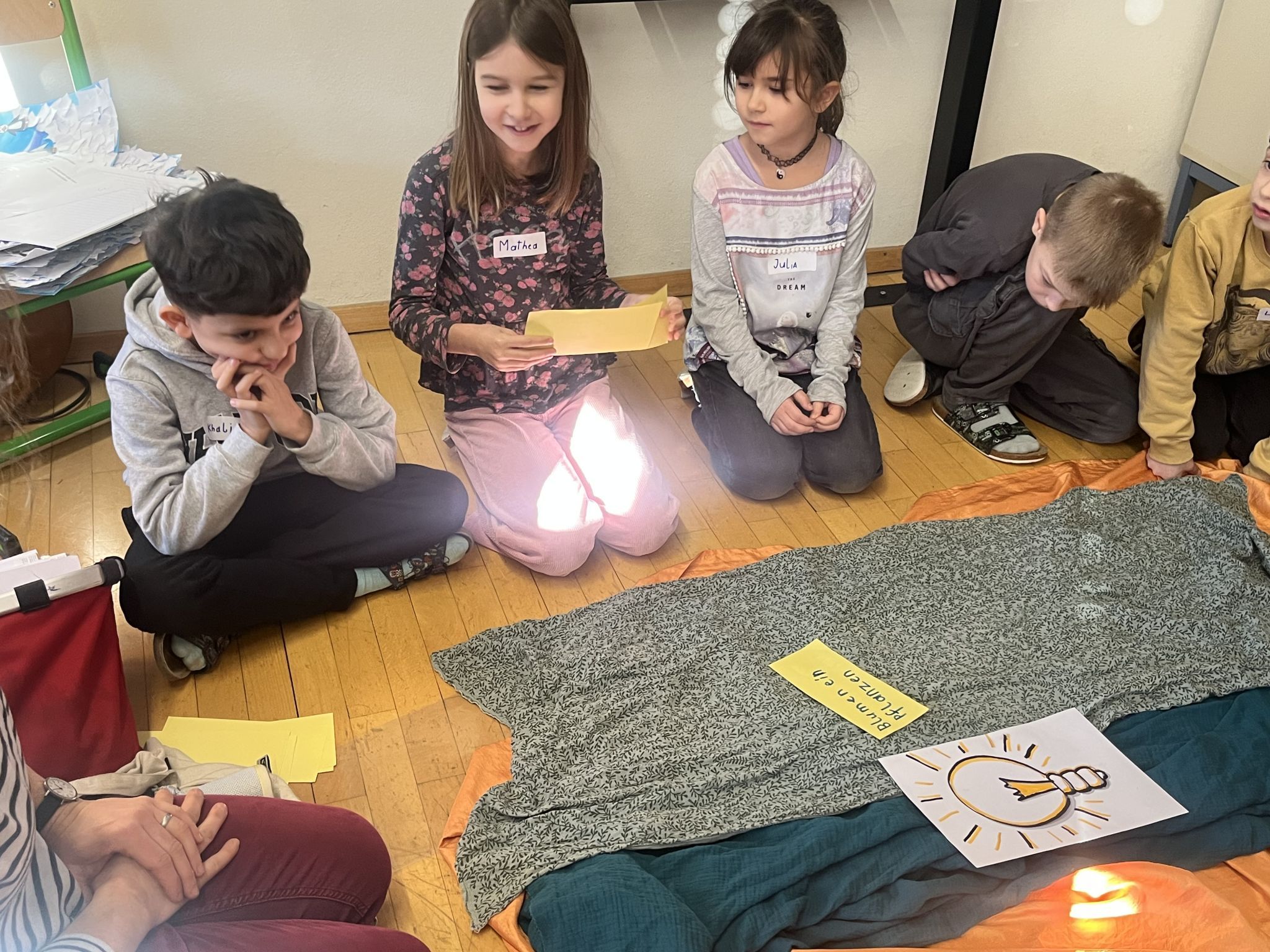 Die Kinder setzten ihre Umweltideen kreativ um.