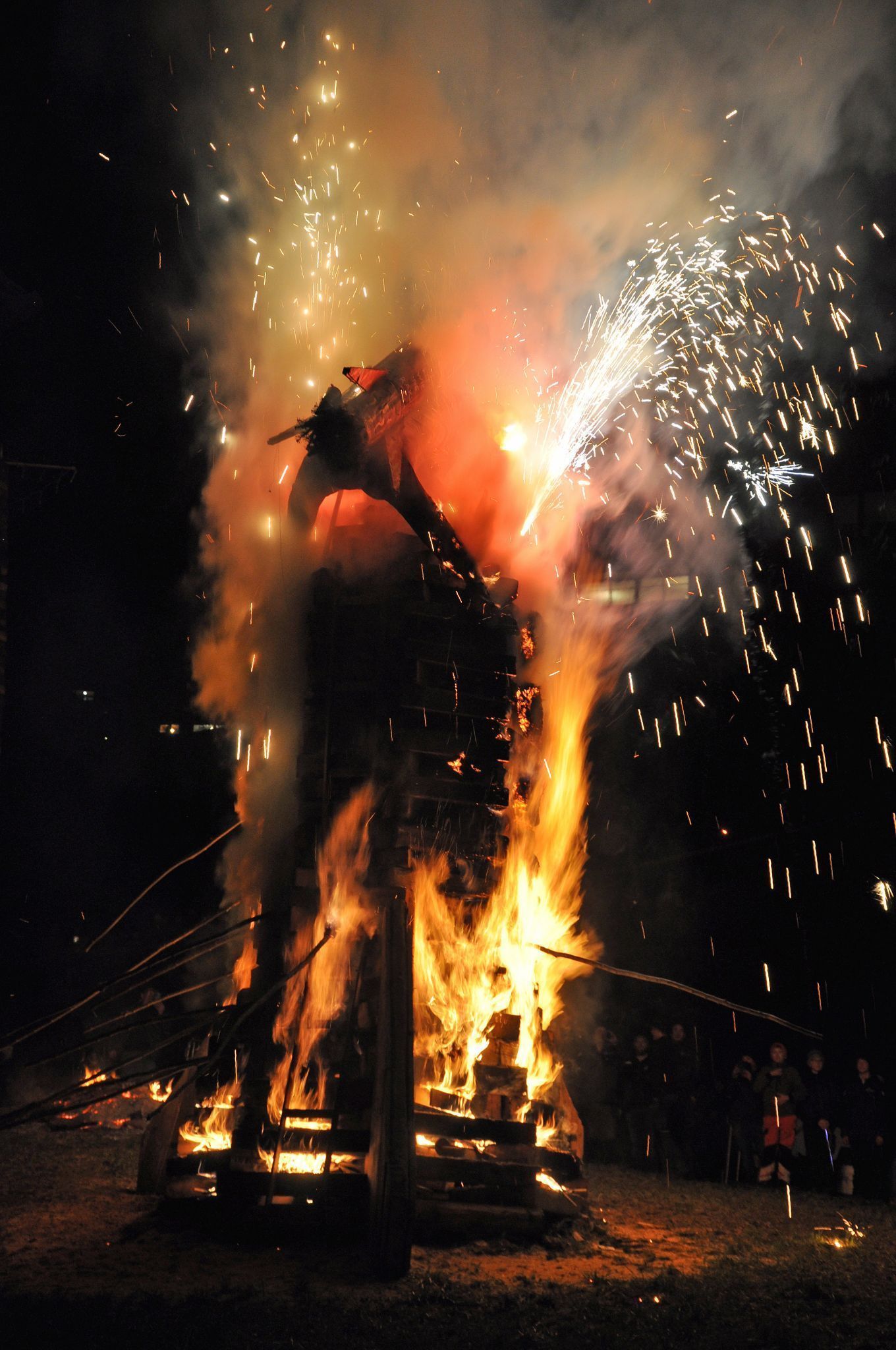 Die Kinder freuten sich über das Funkenfeuerwerk.