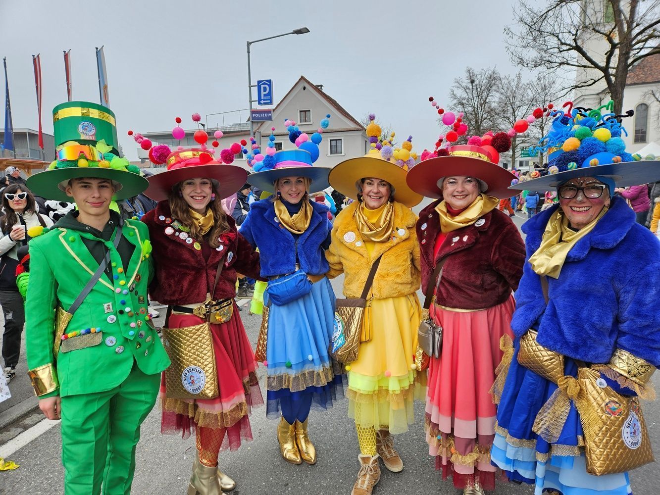 Auch im Leiblachtal ging´s rund: Närrisches Spektakel und ausgelassene Faschingsstimmung beim historisch größten Faschingsumzug in Lochau.