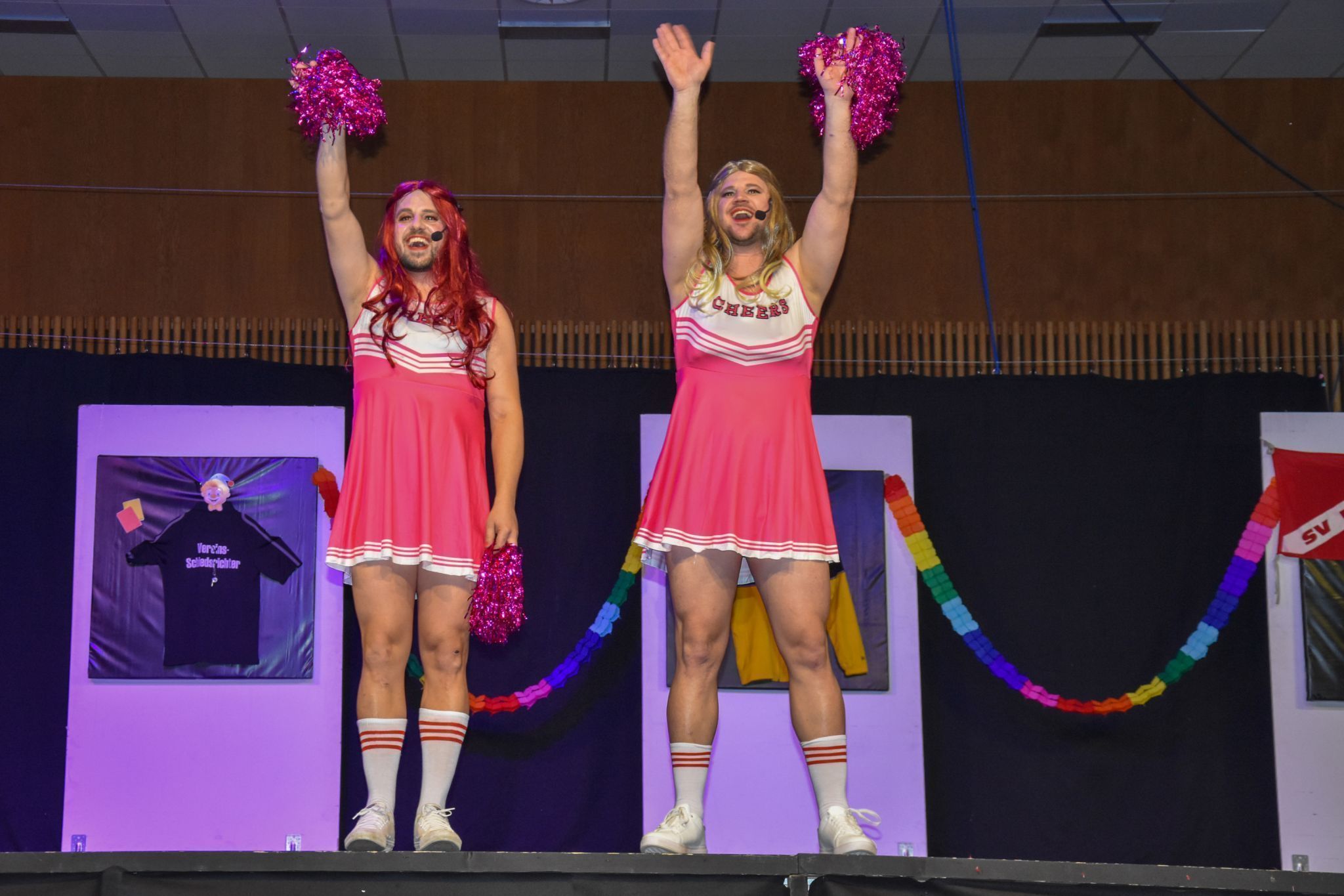 Die Obmänner des FC Höchst Manuel Plankensteiner und Matthias Ellensohn legten sich ordentlich ins Zeug.