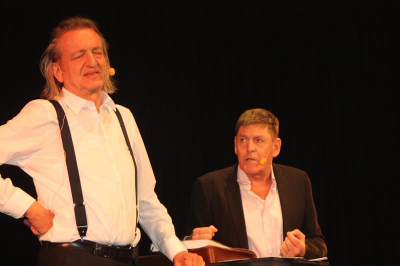 Profis auf der Bühne: Markus Linder und Jörg Adlassnigg. 