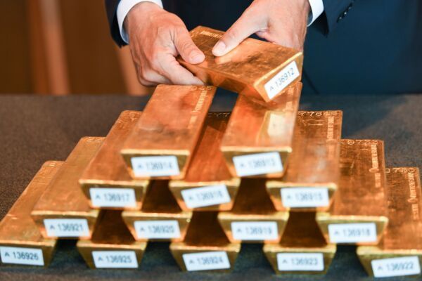 Sinkflug bei Gold und Silber prolongiert