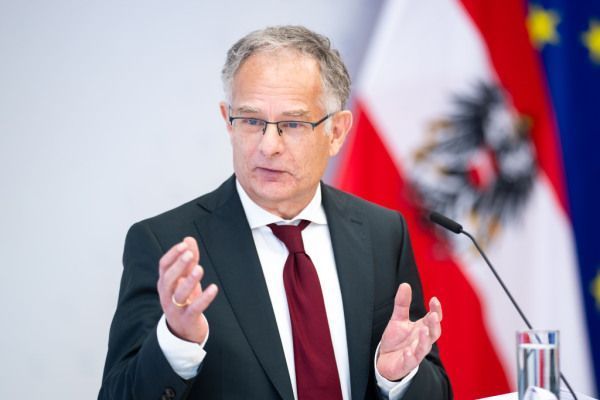 Dienstgeberanteil an Lohnnebenkosten zuletzt leicht gesunken