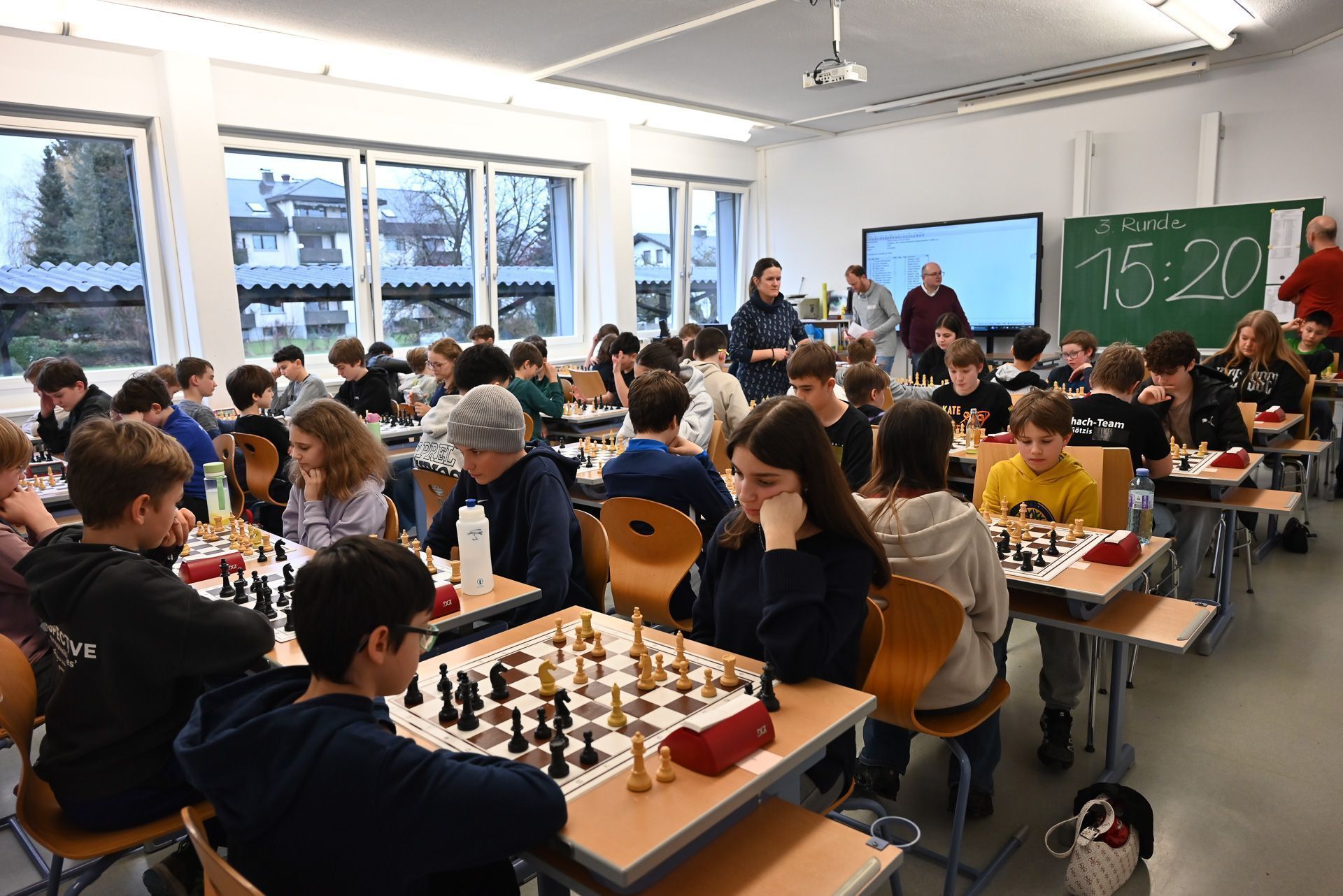 Über 150 Kinder und Jugendliche stellten sich am Wochenende den verschiedensten Gegnern im Schach.