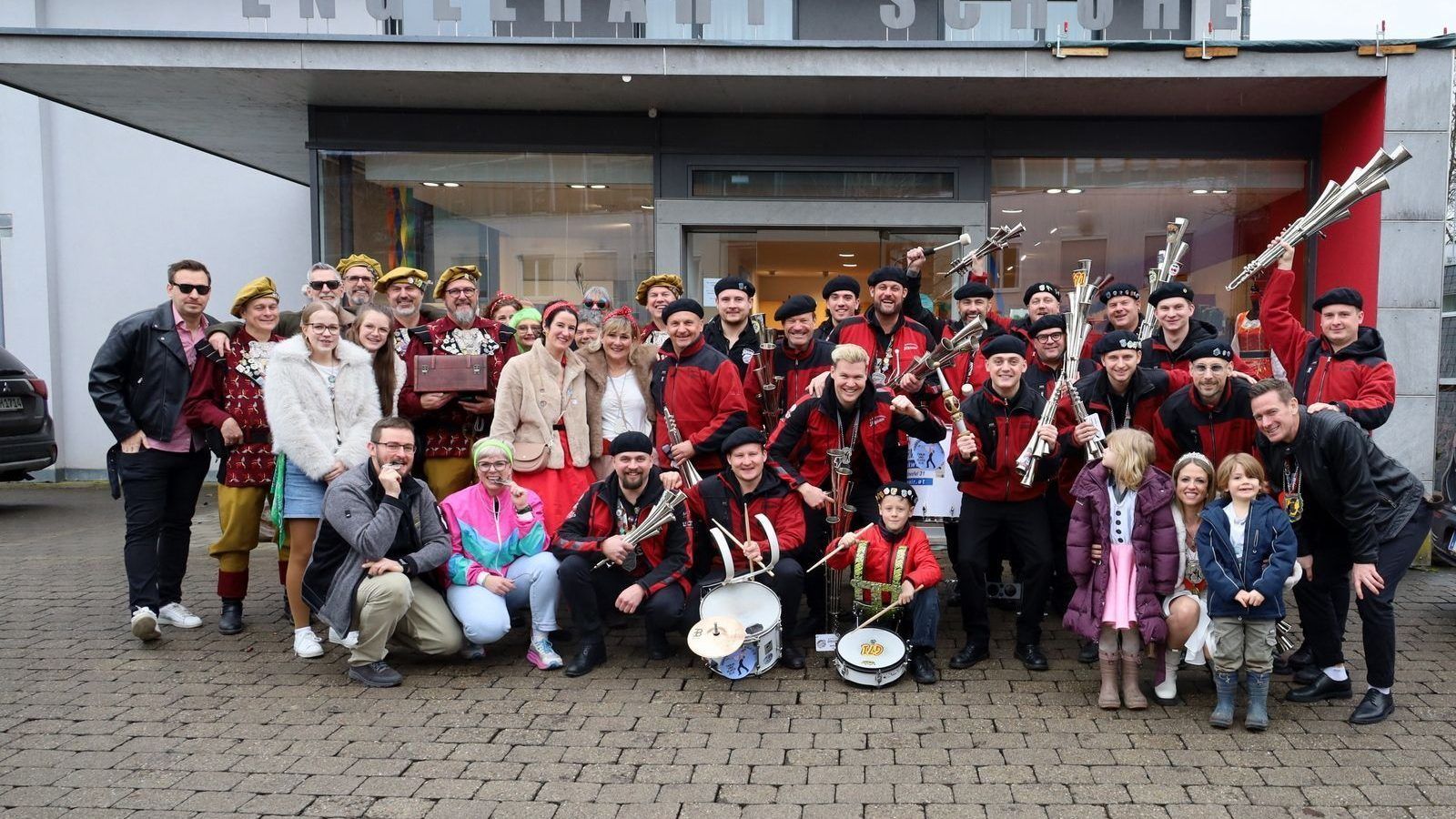 die große Leiblachtaler Faschingsgilde auf Dankestour
